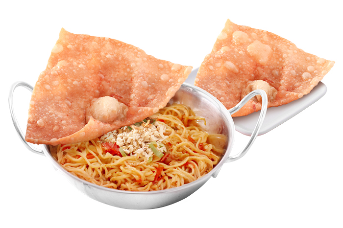 Mie Sambal Matah Pangsit Goreng