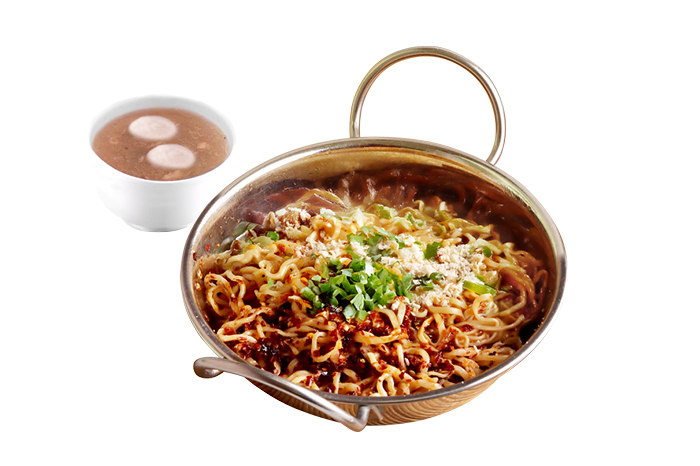 Mie Chili Oil Bakso Ikan